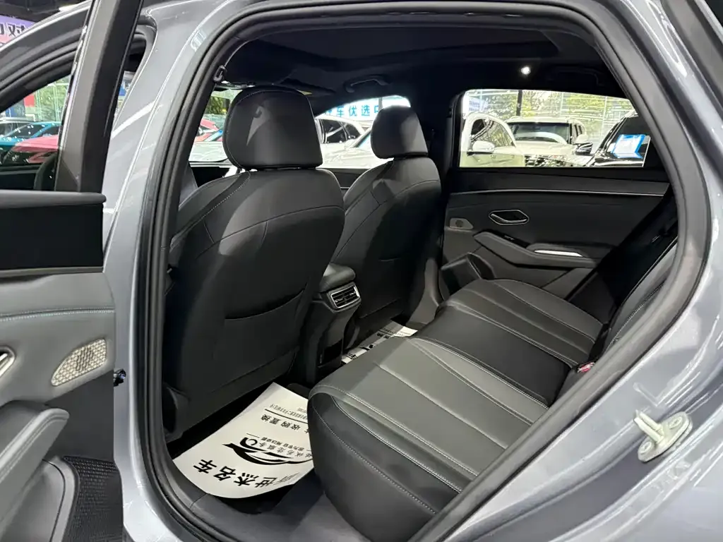 BYD Qin L — фото 2