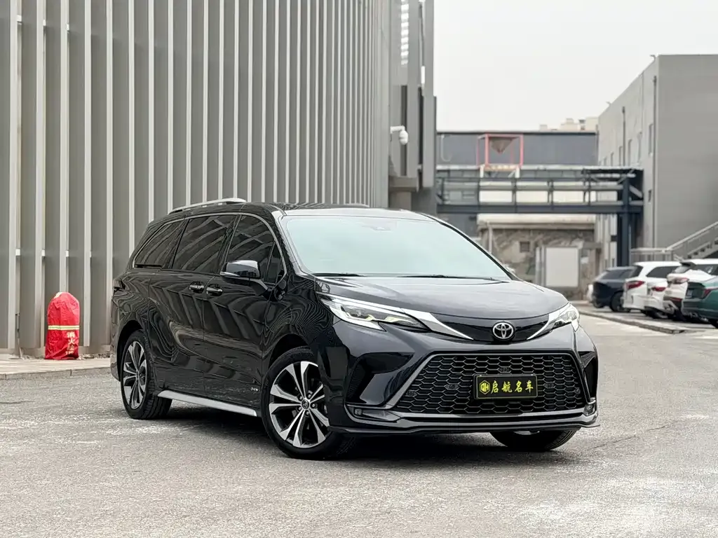 Toyota Granvia 2025 из CN, фото 3