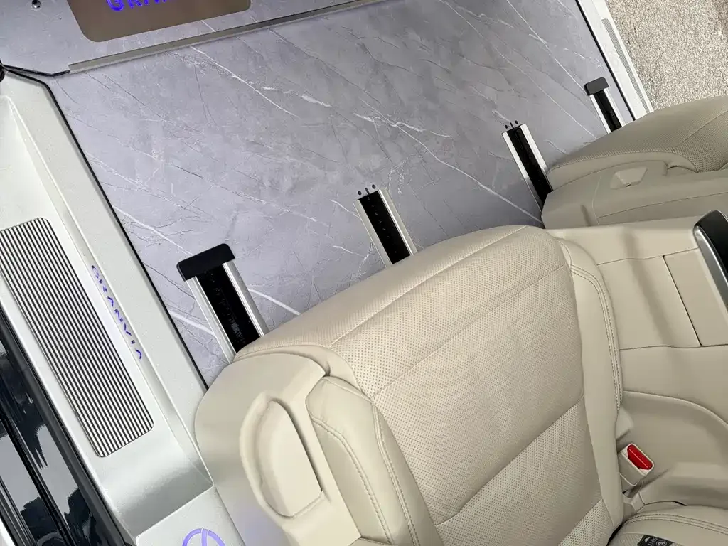 Toyota Granvia 2025 из CN, фото 6
