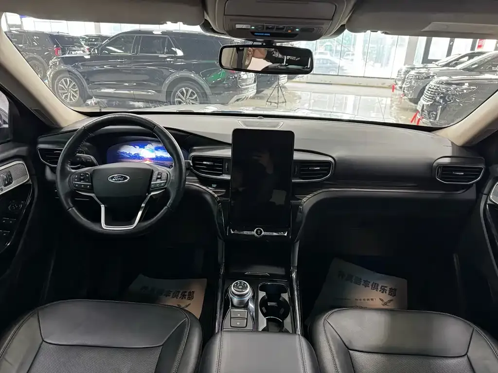 Ford Explorer 2022 из CN, фото 4