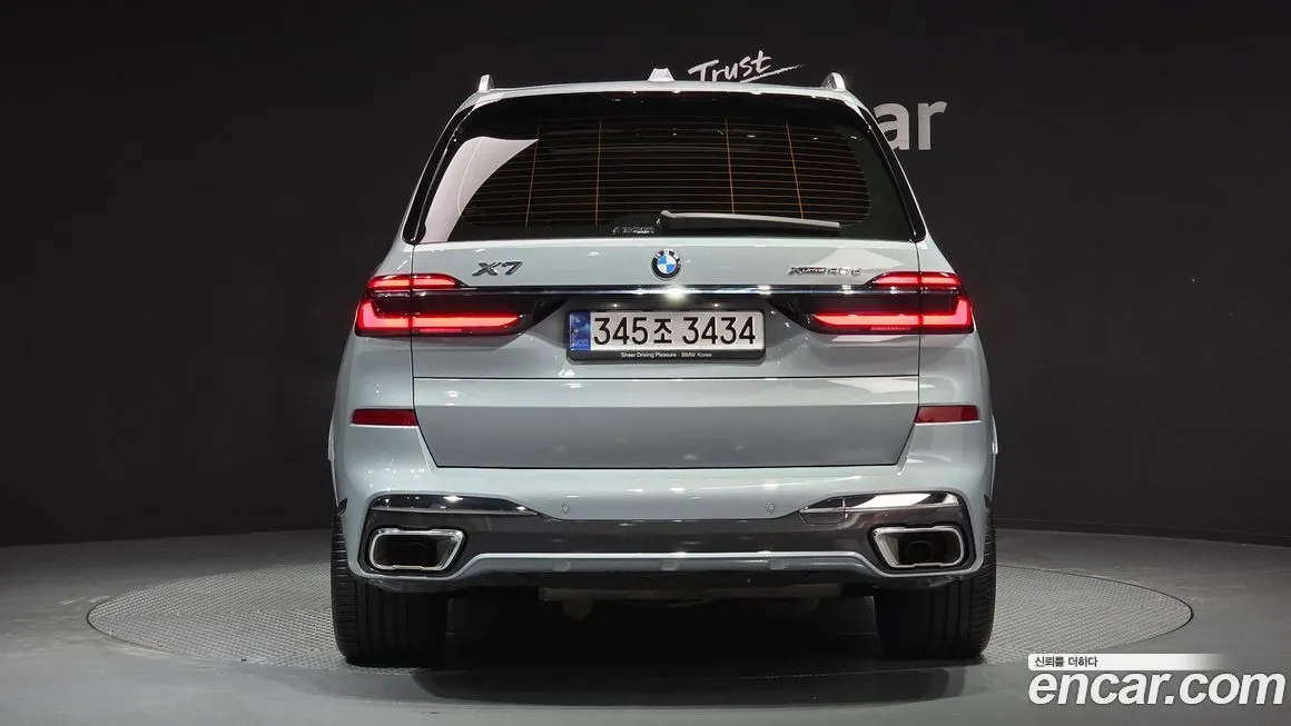 BMW X7 — фото 6