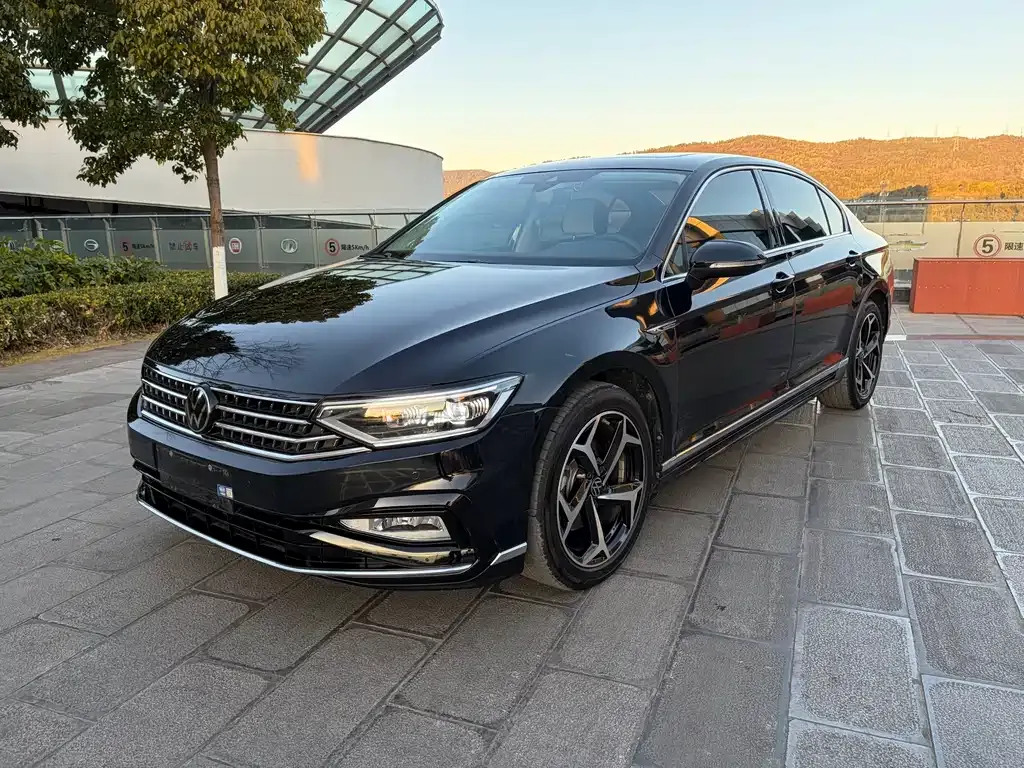 Volkswagen Magotan 2023 из CN, фото 1