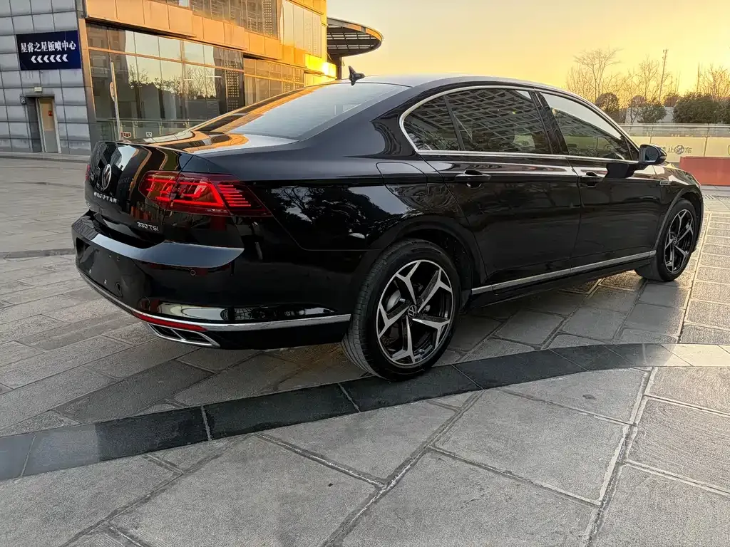 Volkswagen Magotan 2023 из CN, фото 7