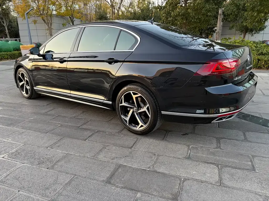 Volkswagen Magotan 2023 из CN, фото 4