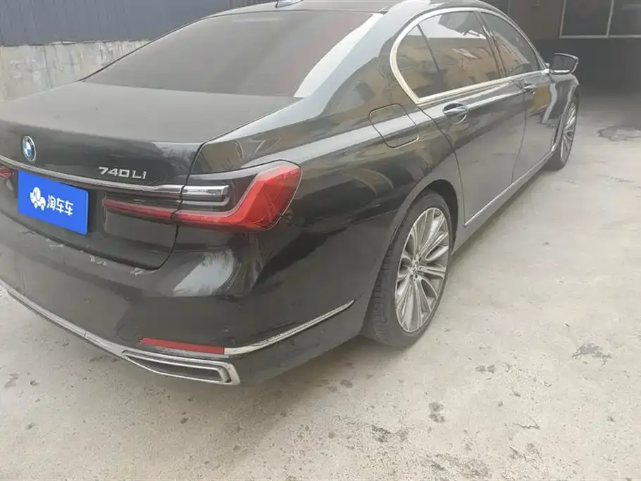 BMW 7 Series 2021 из CN, фото 3