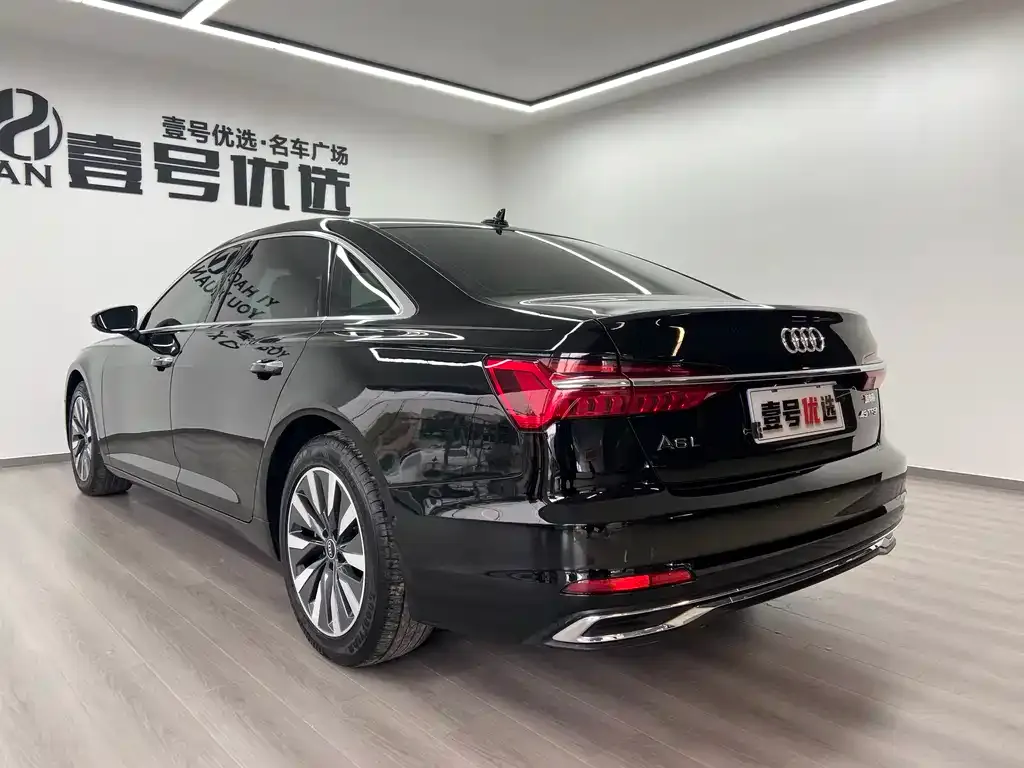 Audi A6L 2022 из CN, фото 5