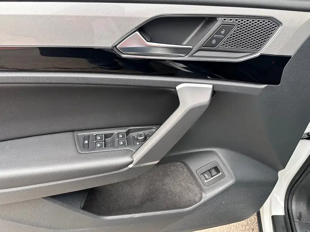 Volkswagen Tayron 2022 из CN, фото 9