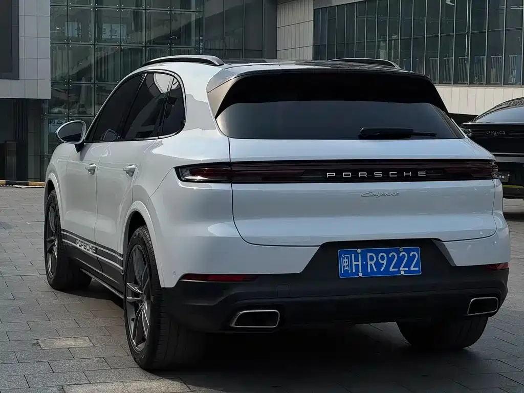 Porsche Cayenne 2024 из CN, фото 3