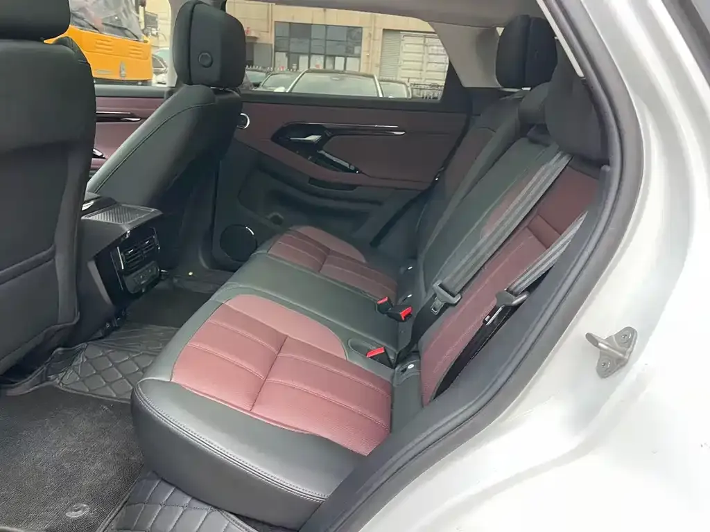 Land Rover Evoque 2025 из CN, фото 2