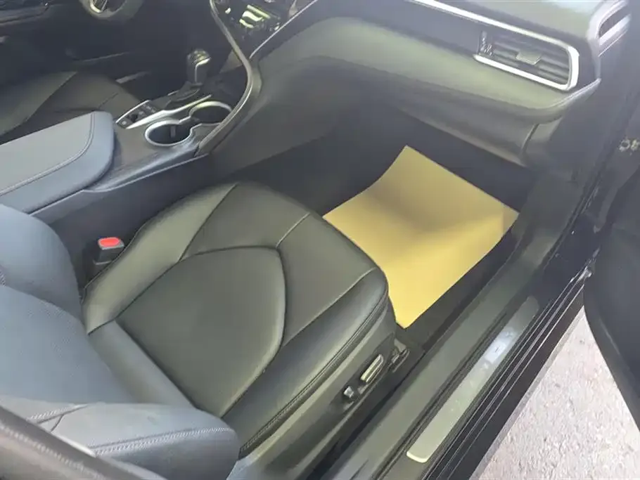 Toyota Camry 2023 из CN, фото 3
