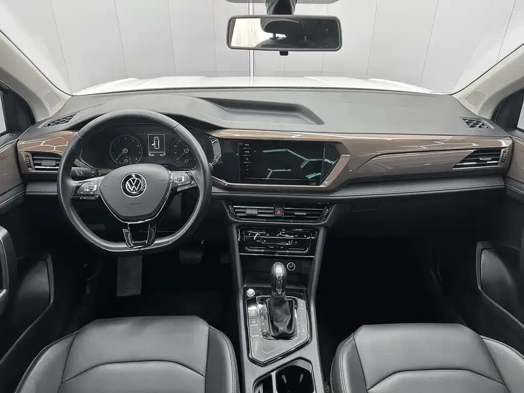 Volkswagen Tharu 2021 из CN, фото 4