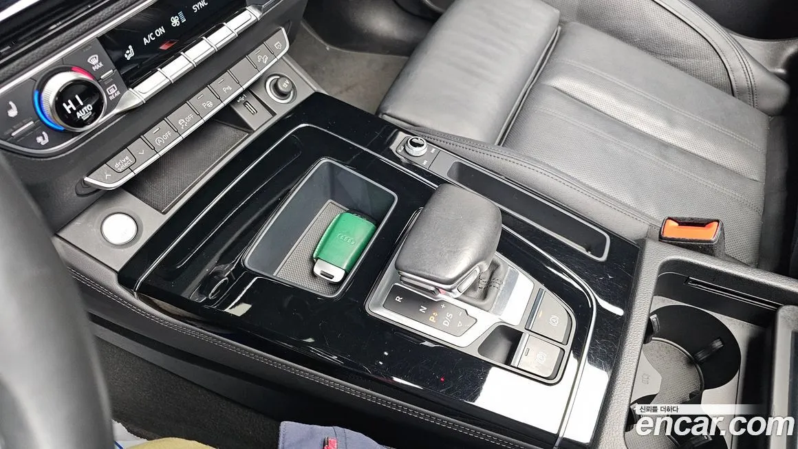 Audi Q5 2021 из KR, фото 9