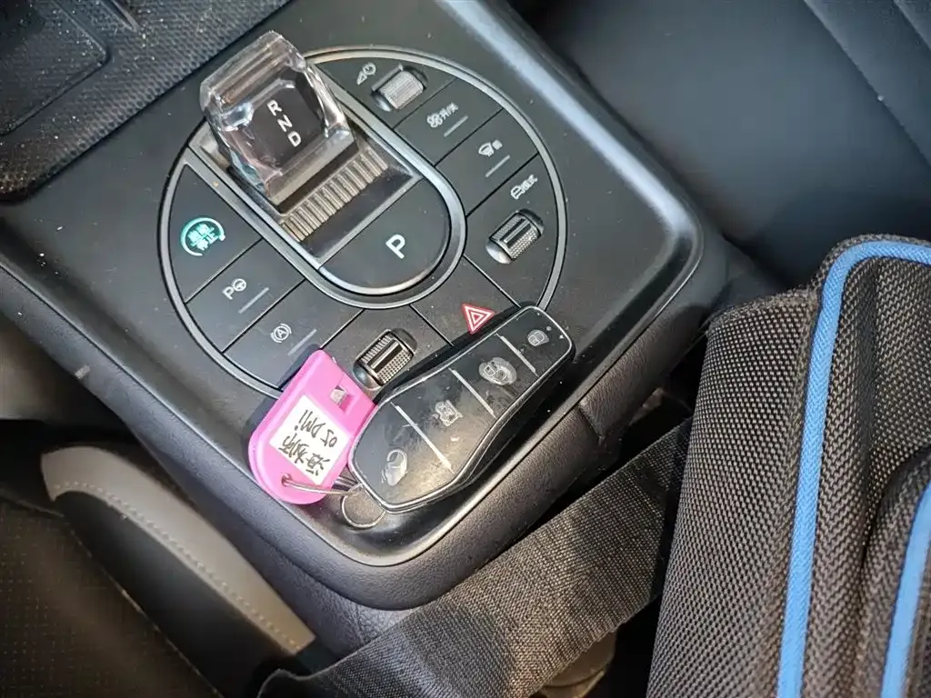 BYD Seal 05 DM-i 2025 из CN, фото 10