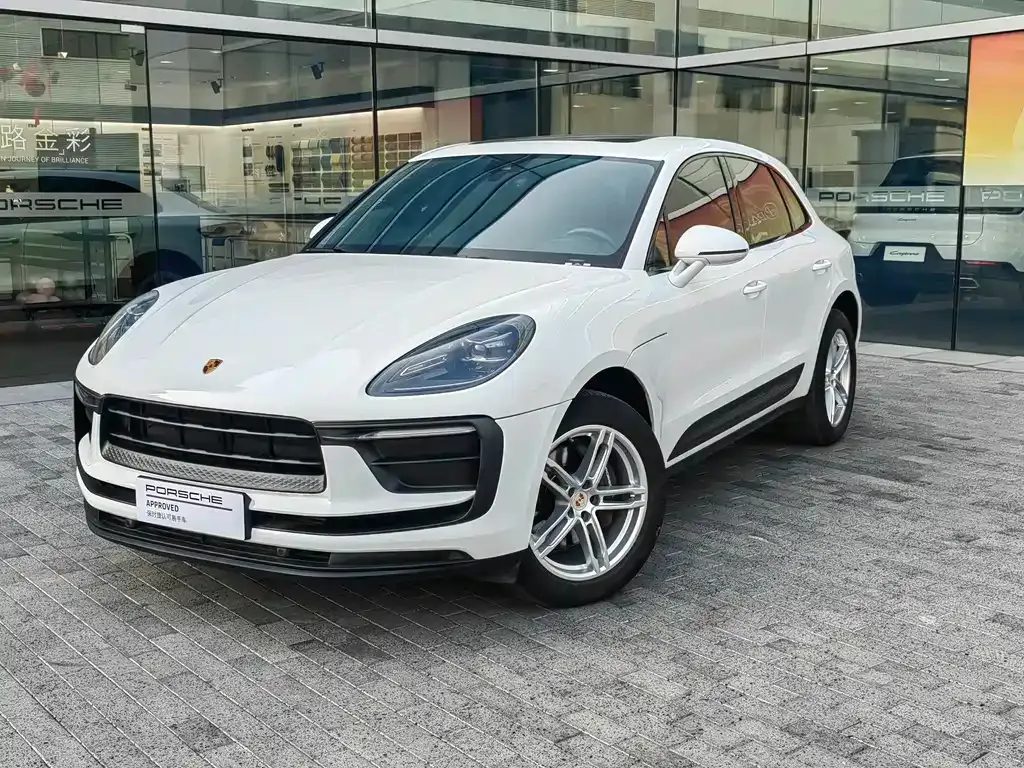 Porsche Macan — фото 1