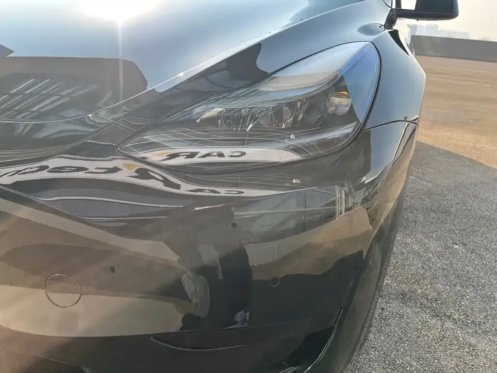 Tesla Model Y 2023 из CN, фото 5