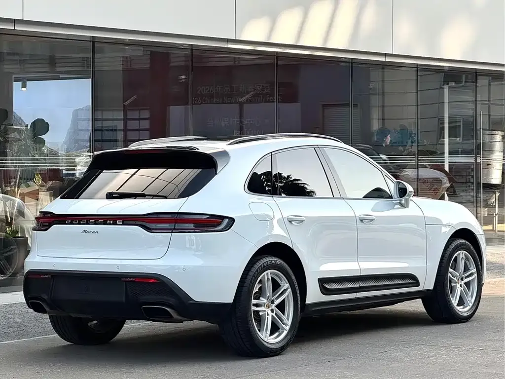 Porsche Macan 2023 из CN, фото 2