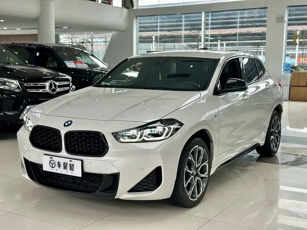 BMW X2 2022 из CN, фото 1
