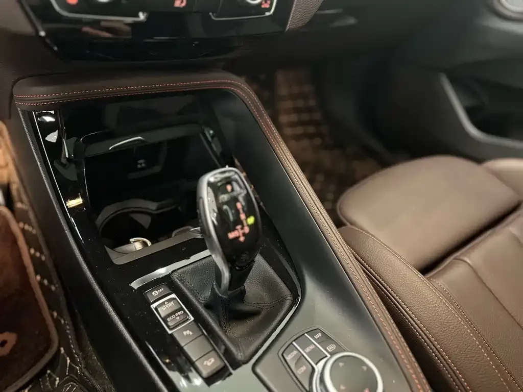 BMW X2 2022 из CN, фото 3