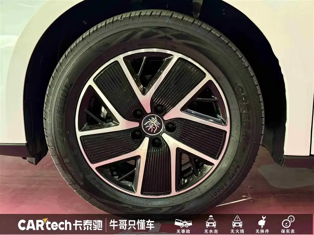 BYD Qin L 2025 из CN, фото 6