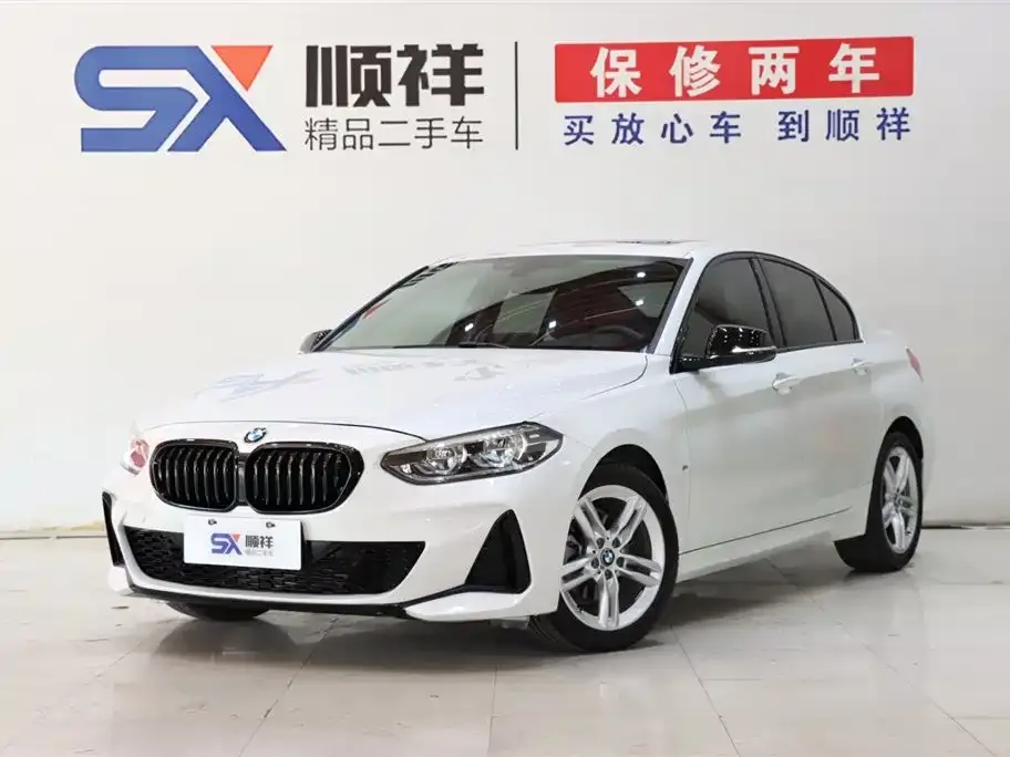 BMW 1 Series 2021 из CN, фото 1