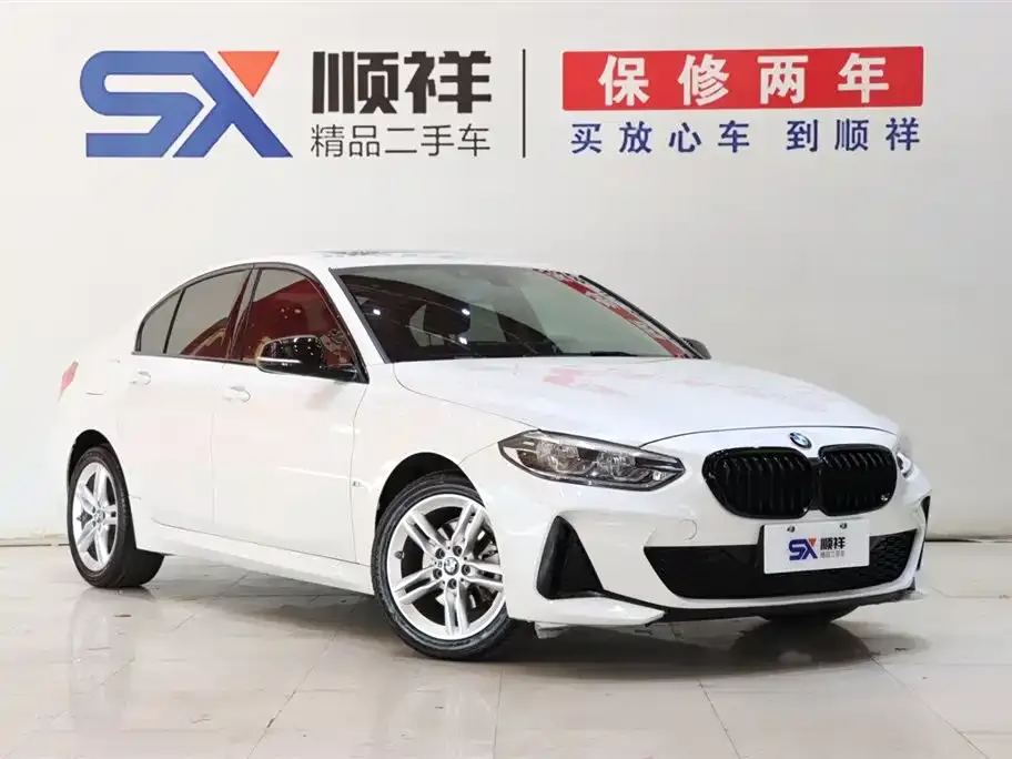 BMW 1 Series 2021 из CN, фото 3