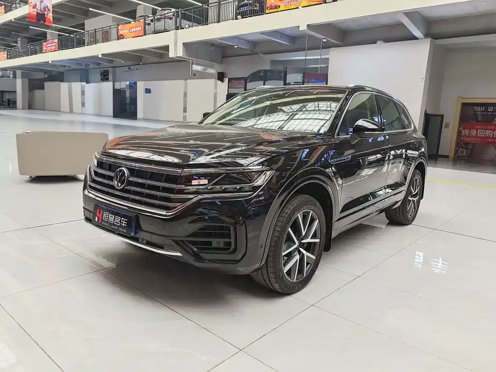 Volkswagen Touareg 2021 из CN, фото 1