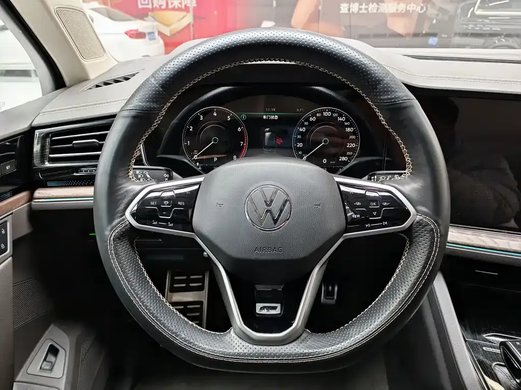 Volkswagen Touareg 2021 из CN, фото 5