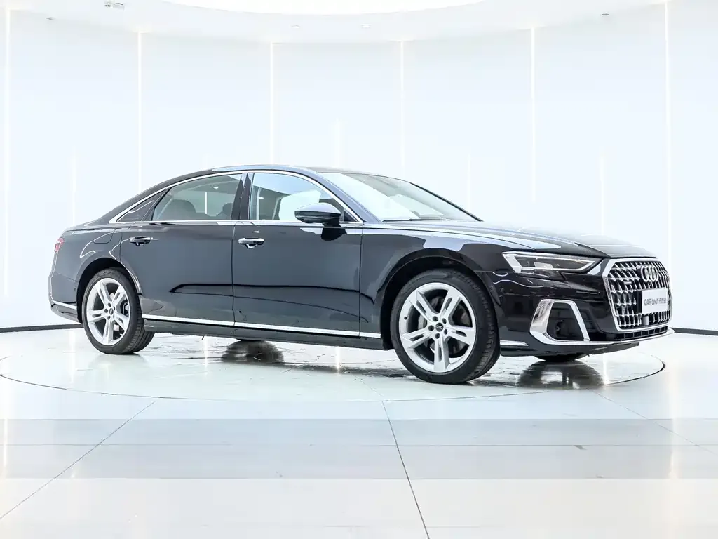 Audi A8 2023 из CN, фото 6