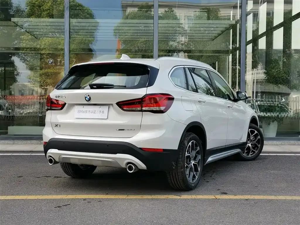 BMW X1 — фото 10