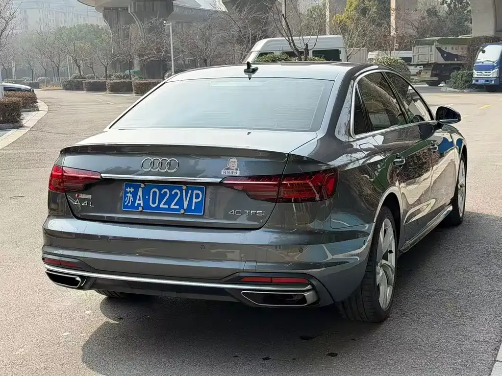 Audi A4L 2021 из CN, фото 6