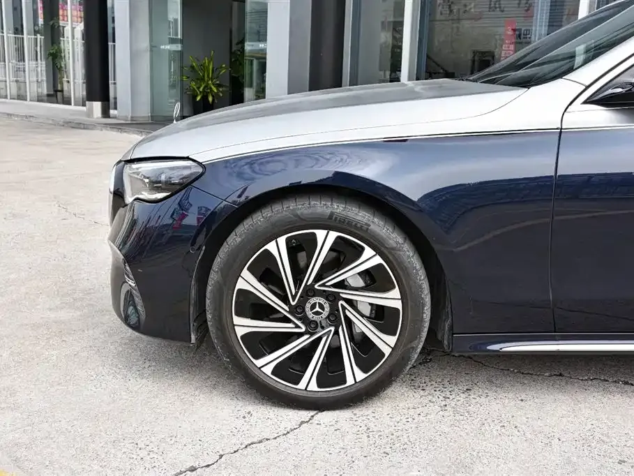 Mercedes-Benz E-Class 2024 из CN, фото 7