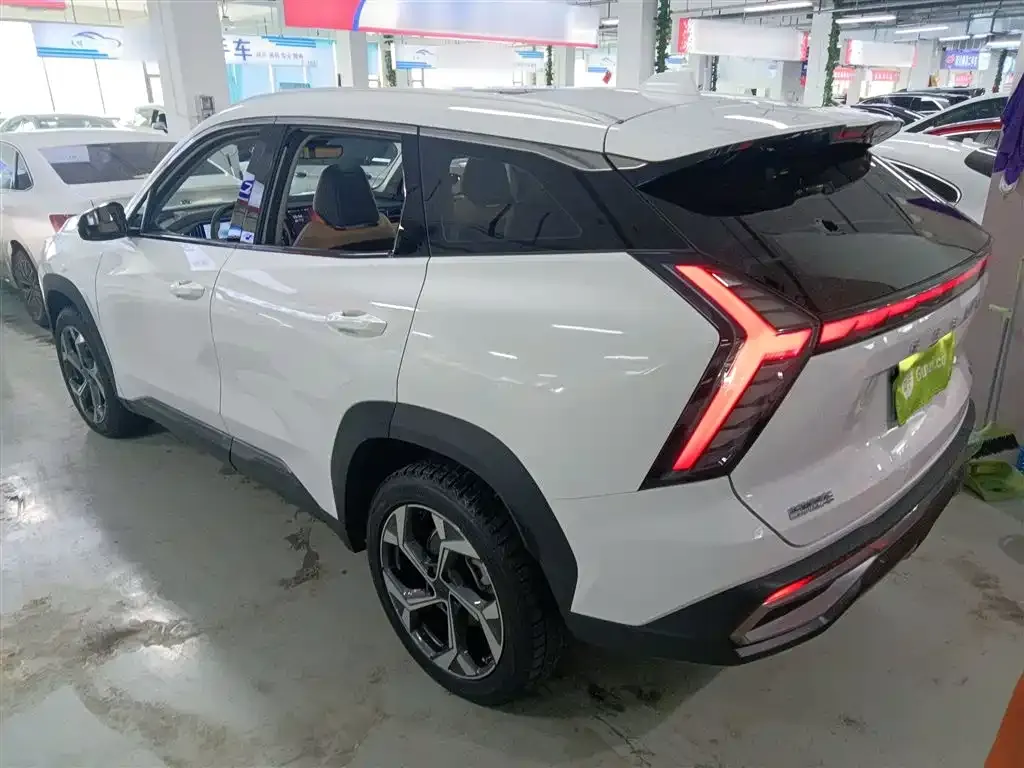Geely Boyue L 2023 из CN, фото 2