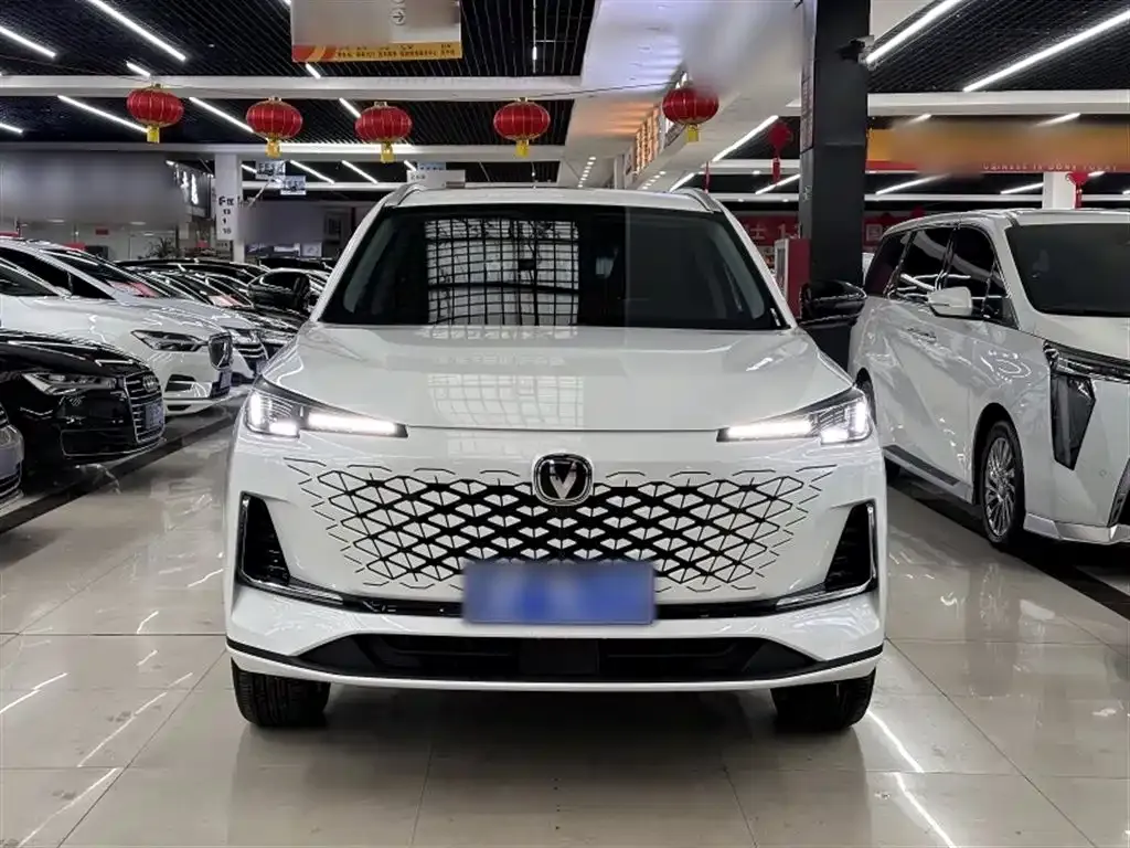 Changan CS55PLUS — фото 6