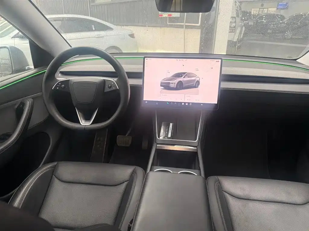Tesla Model Y 2025 из CN, фото 6