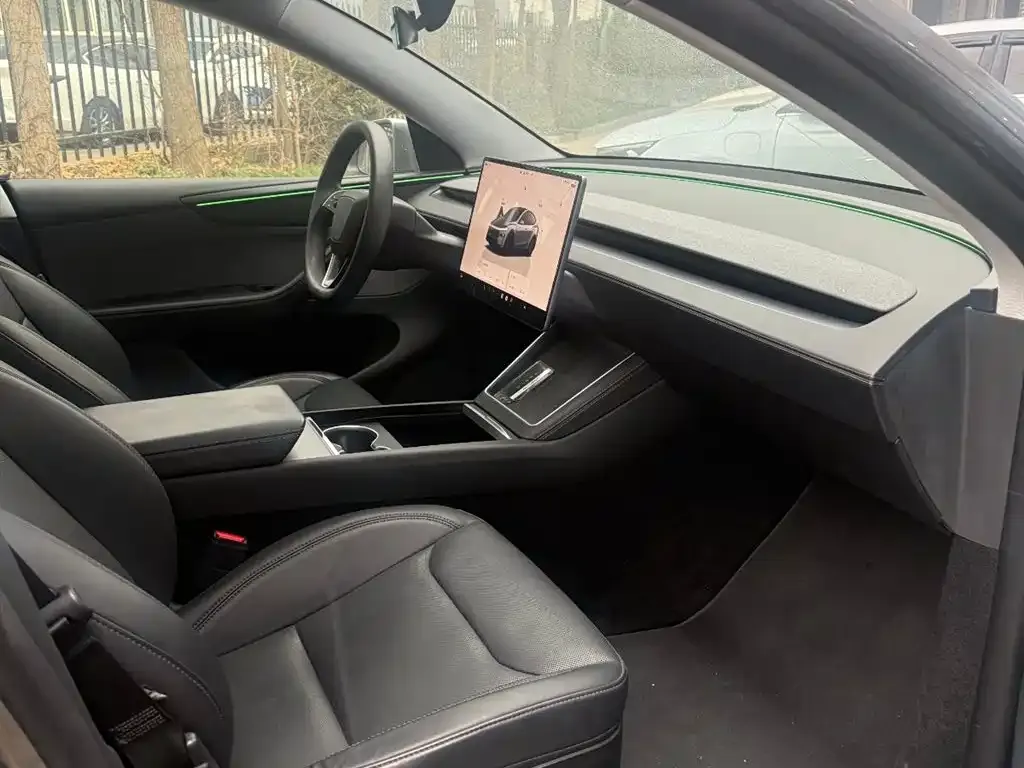Tesla Model Y 2025 из CN, фото 3