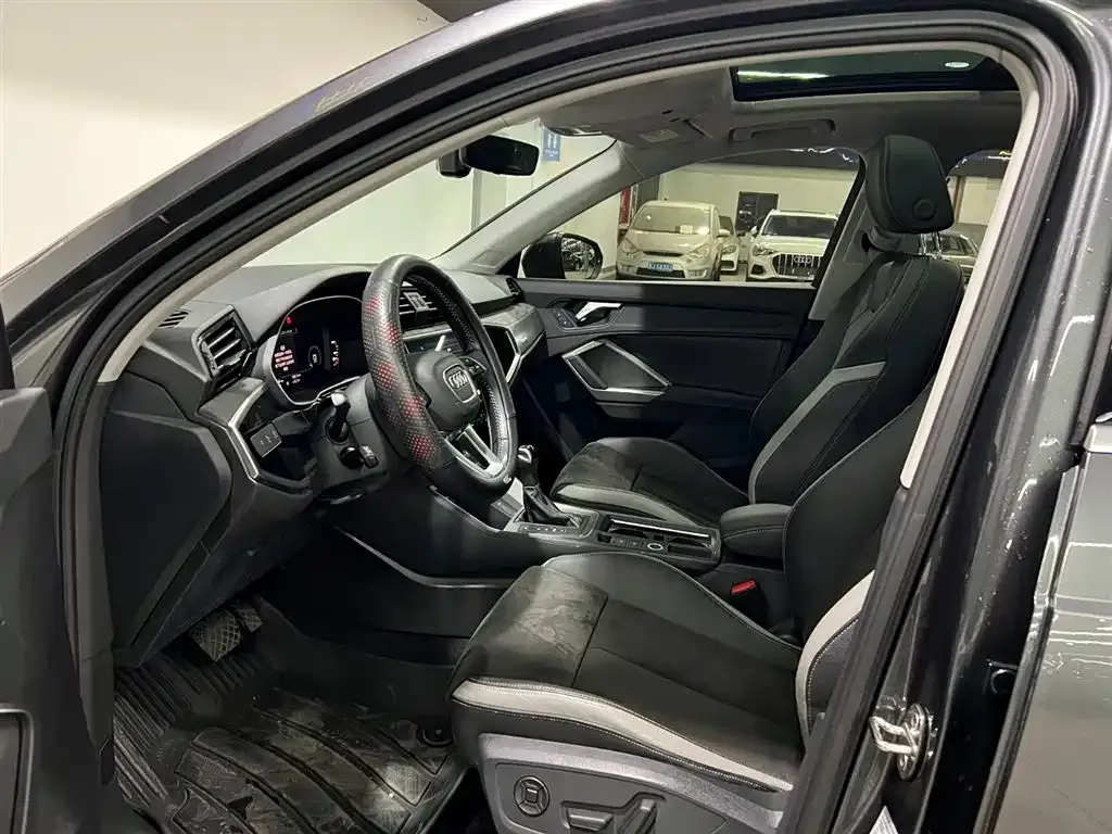 Audi Q3 2022 из CN, фото 6