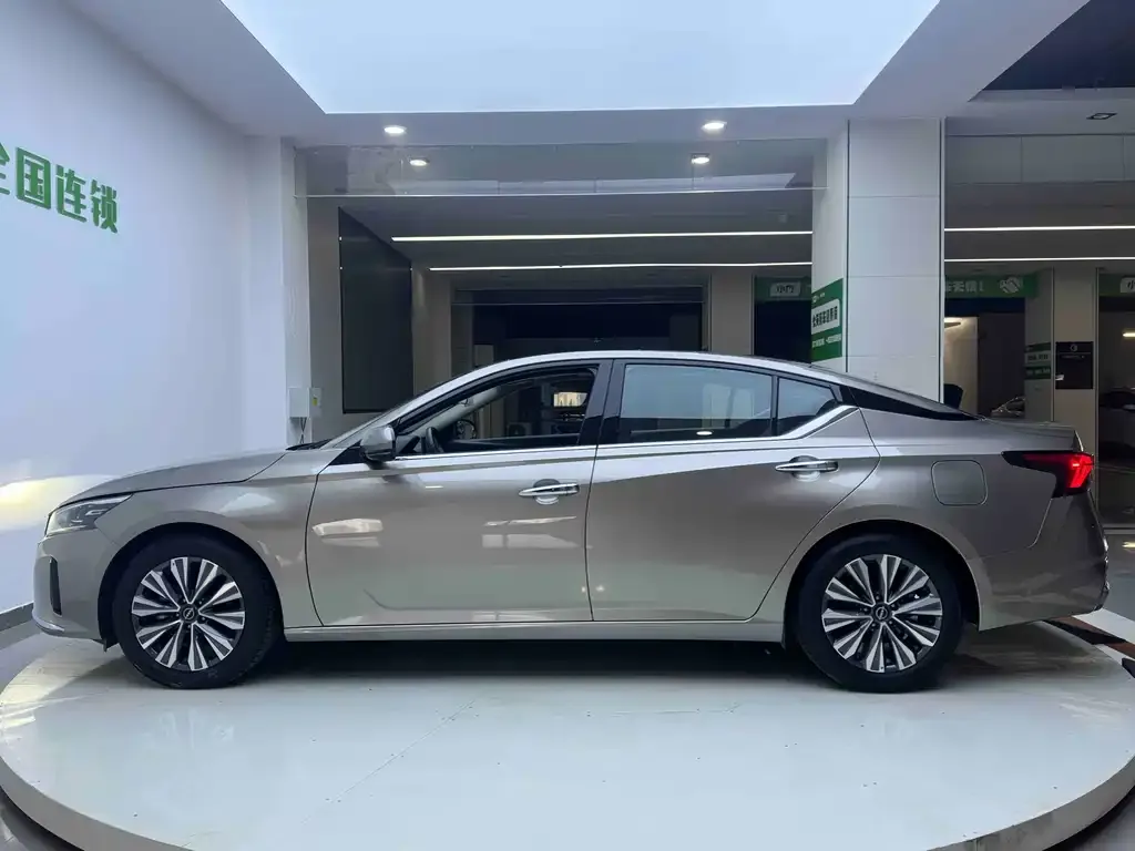 Nissan Teana 2022 из CN, фото 9