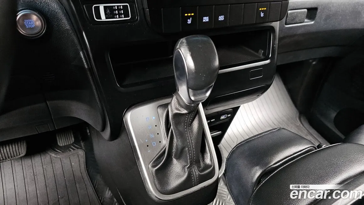 Hyundai Staria 2023 из KR, фото 5