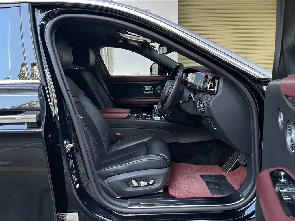 Rolls-Royce Ghost 2025 из CN, фото 2