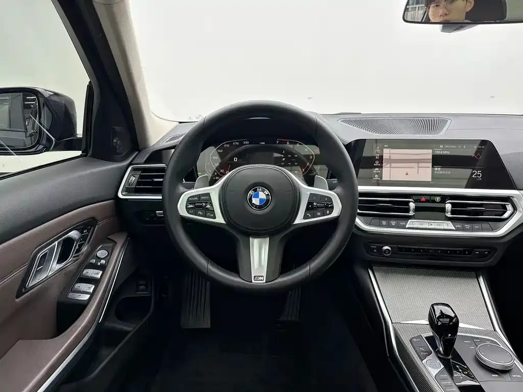 BMW 3 Series 2022 из CN, фото 8