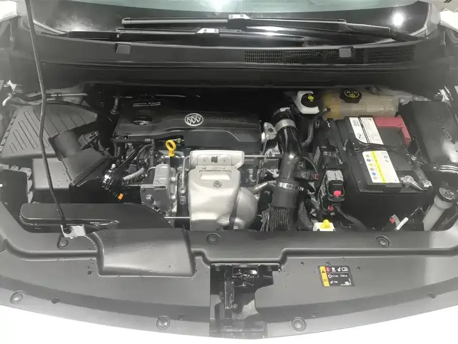 Buick GL6 2023 из CN, фото 10