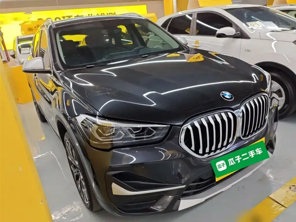 BMW X1 — фото 10