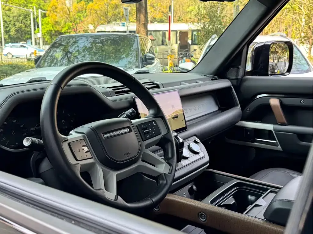 Land Rover Defender 2023 из CN, фото 4