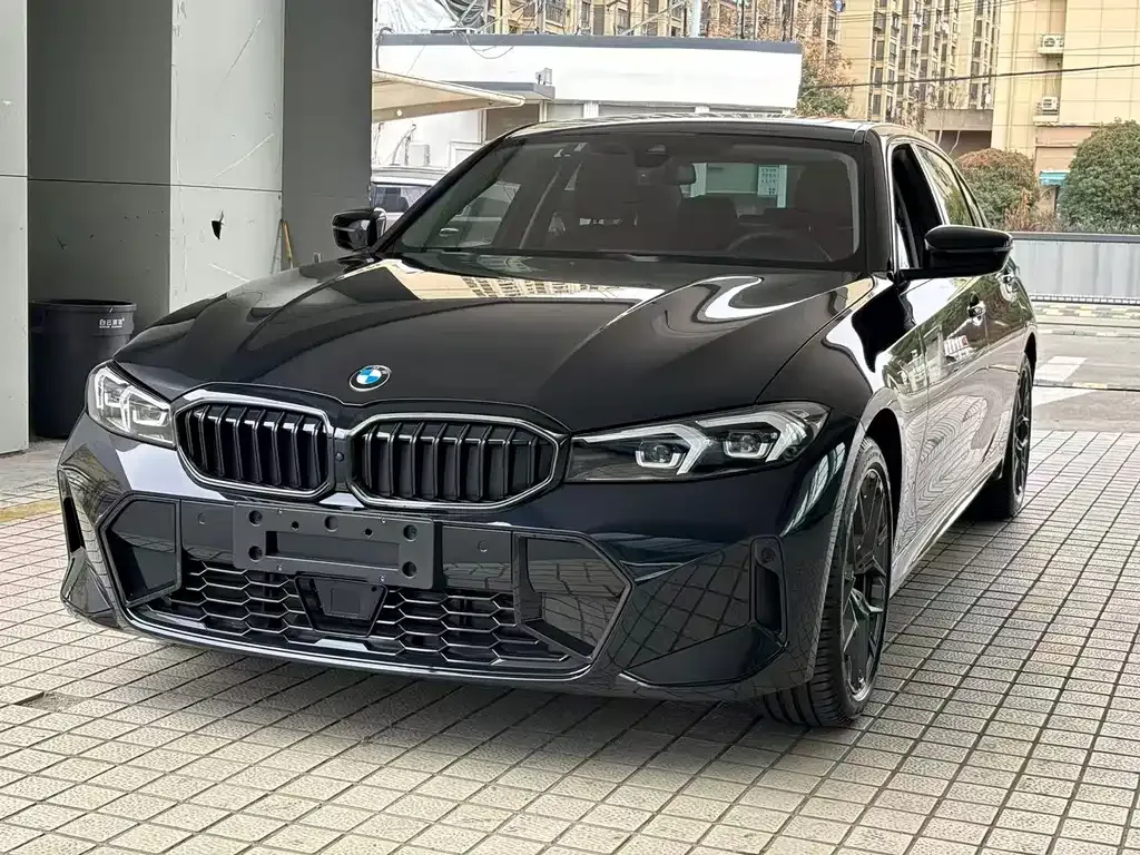 BMW 3 Series 2025 из CN, фото 1