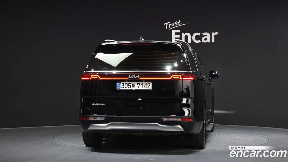 Kia Carnival 2023 из KR, фото 2