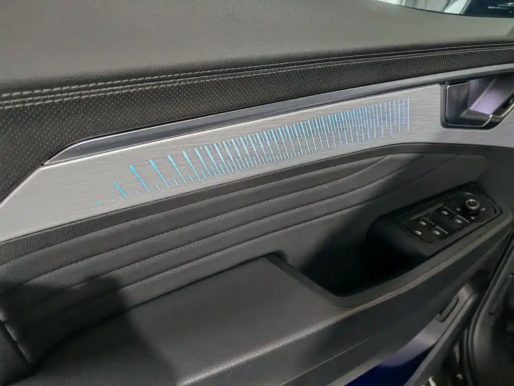 Volkswagen Talagon 2023 из CN, фото 7