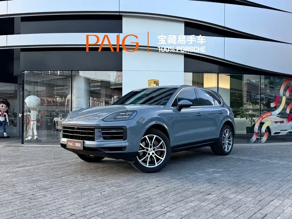 Porsche Cayenne — фото 1