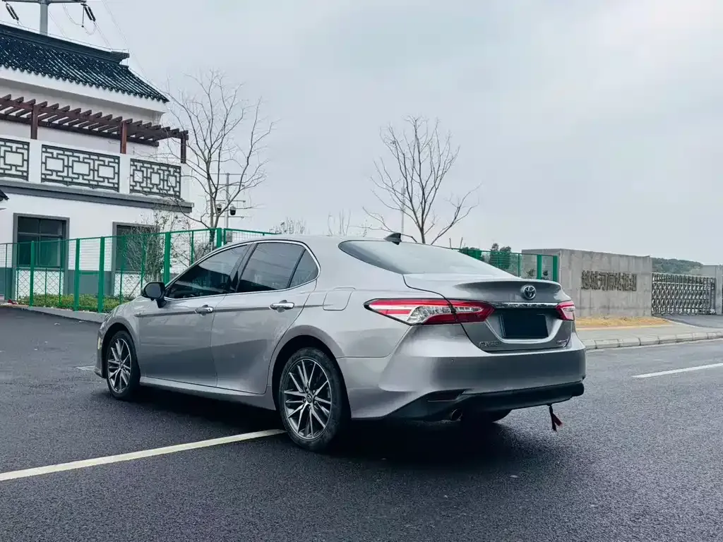 Toyota Camry 2021 из CN, фото 9