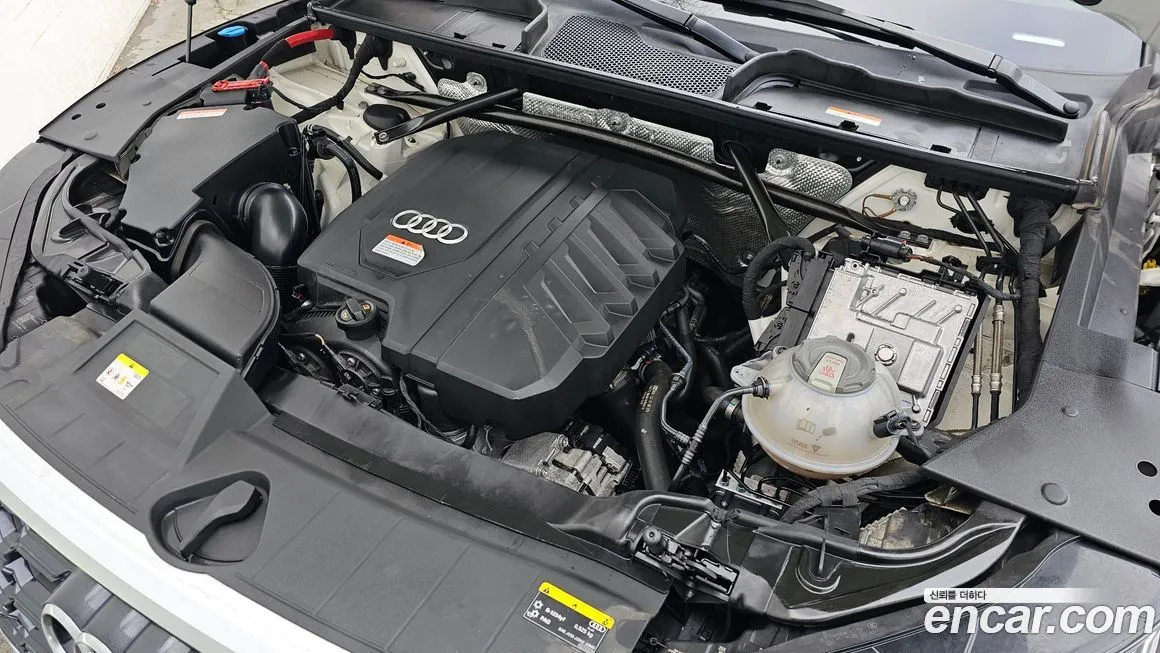 Audi Q5 2021 из KR, фото 8