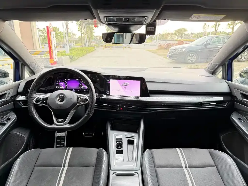 Volkswagen Golf 2021 из CN, фото 4